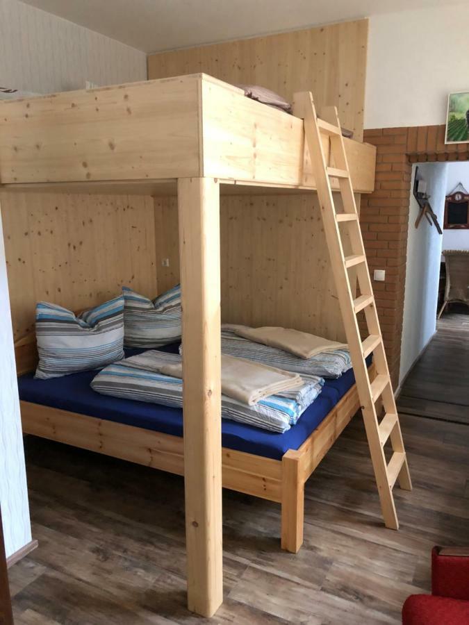 Alte Schule Café und Pension Drehna Esterno foto