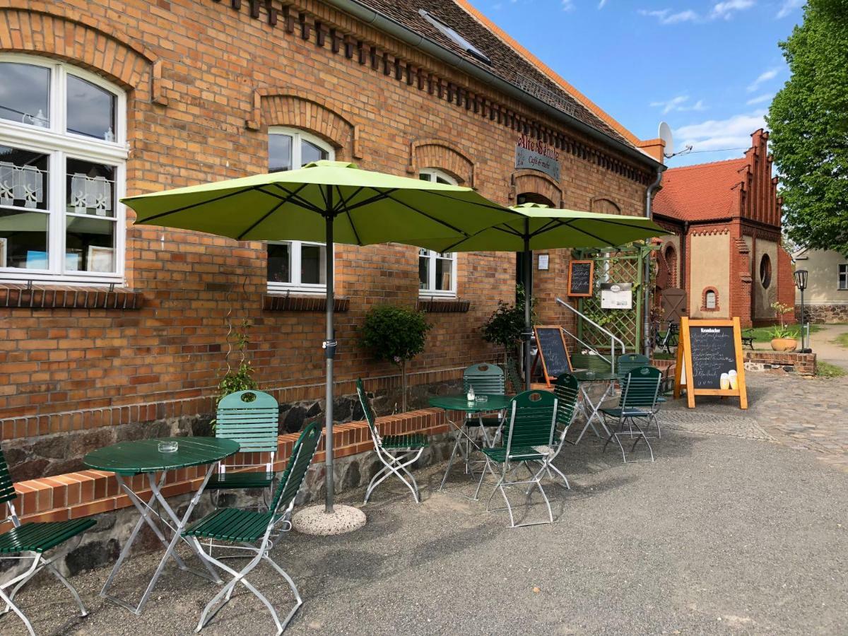 Alte Schule Café und Pension Drehna Esterno foto