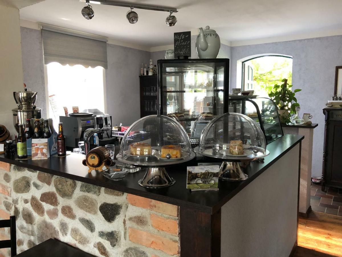 Alte Schule Café und Pension Drehna Esterno foto